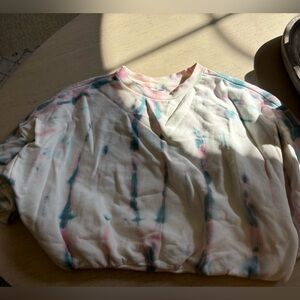Old Navy tie dye sweatshirt